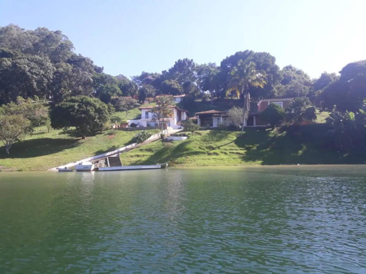 Villa Maravilhoso Sitio Na Beira Da Represa à Igaratá Extérieur photo